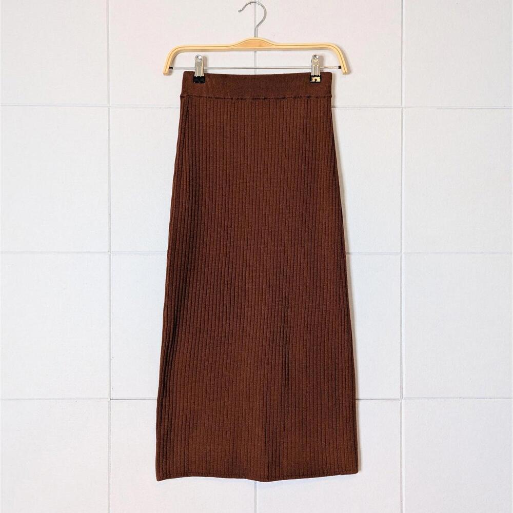 Uniqlo stretch wool blend ribbed knit column midi skirt